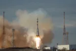 The Soyuz MS-25 spacecraft carrying the crew formed of NASA astronaut Tracy Dyson, Roscosmos cosmonaut Oleg Novitskiy and spaceflight participant Marina Vasilevskaya of Belarus, blasts off to the International Space Station (ISS) from the launchpad at the Baikonur Cosmodrome, Kazakhstan, March 23, 2024. REUTERS/Pavel Mikheyev