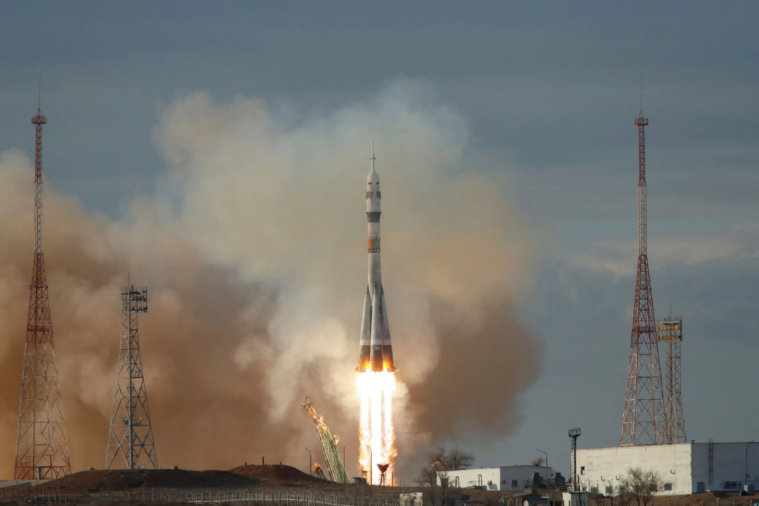 The Soyuz MS-25 spacecraft carrying the crew formed of NASA astronaut Tracy Dyson, Roscosmos cosmonaut Oleg Novitskiy and spaceflight participant Marina Vasilevskaya of Belarus, blasts off to the International Space Station (ISS) from the launchpad at the Baikonur Cosmodrome, Kazakhstan, March 23, 2024. REUTERS/Pavel Mikheyev