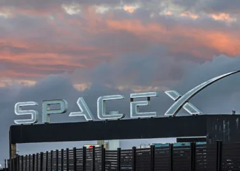 Logo oficial de SpaceX