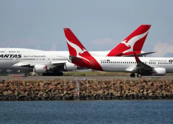 SpaceX Qantas