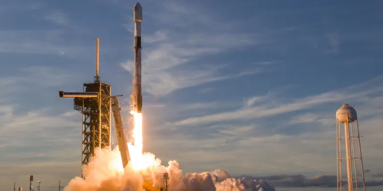 Falcon 9 Maxar