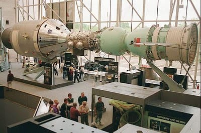 Apolo Soyuz acoplamiento