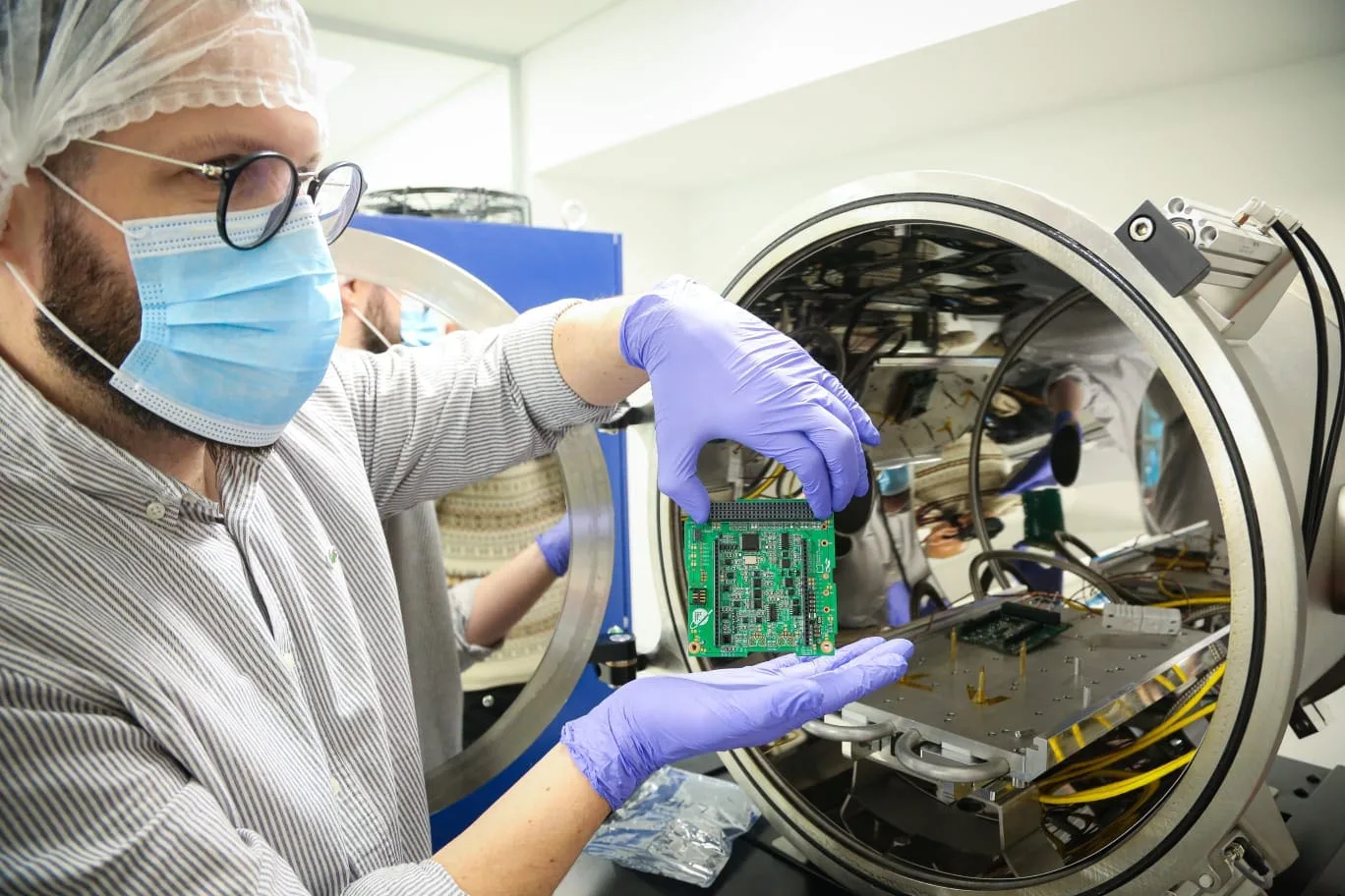 UNSAM ATENEA CONAE NASA Termo vacío