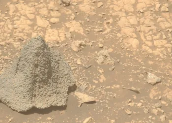 Casco Perseverance rover NASA Marte