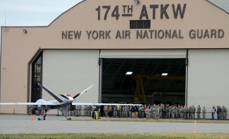 Base Aérea Hancock Field, Syracuse, Nueva York.