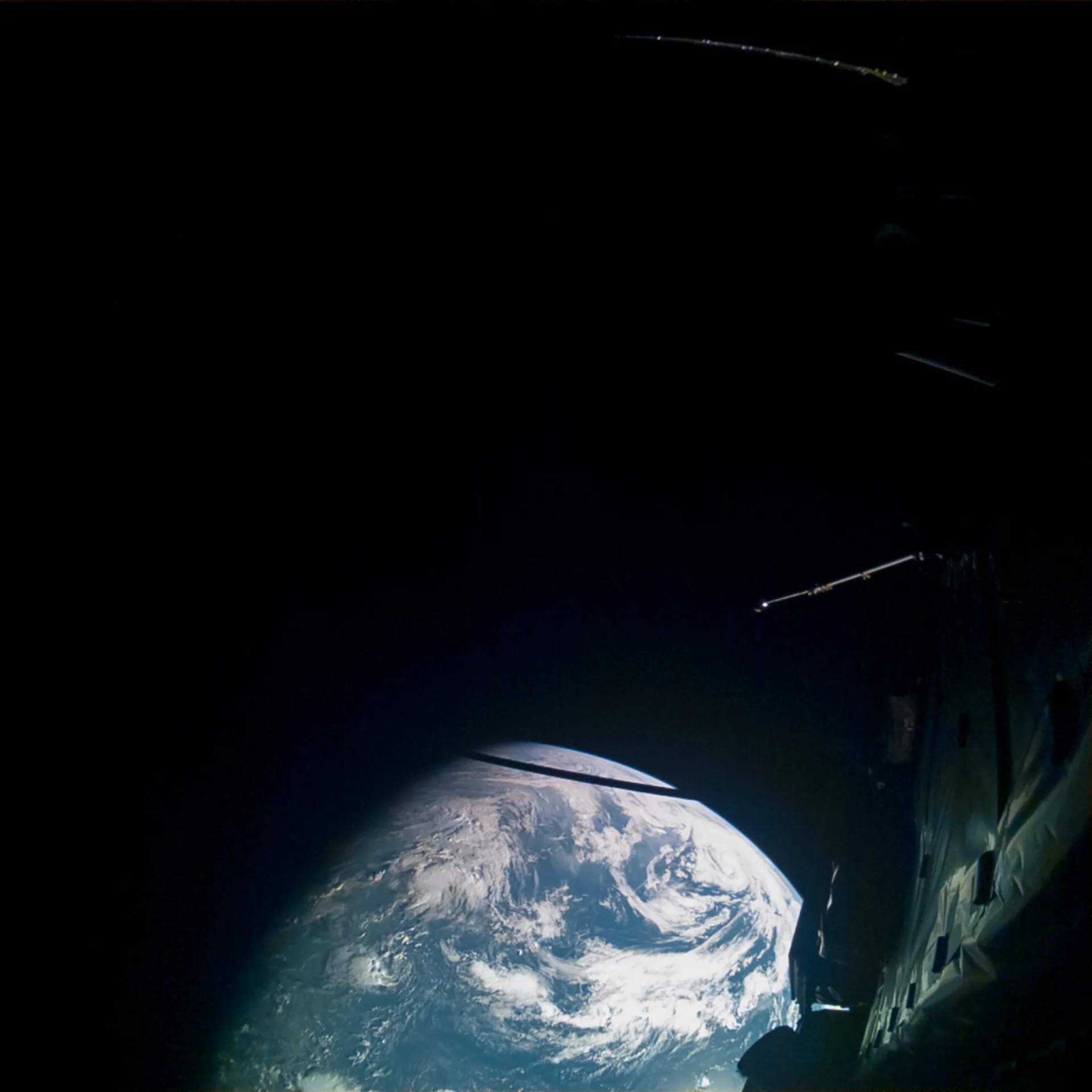 JUICE realizó un sobrevuelo Tierra-Luna, previo a la maniobra con Venus