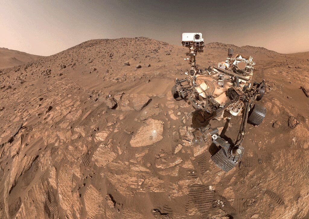 El rover Perseverance de la NASA se tomó este autorretrato en el Planeta Rojo.