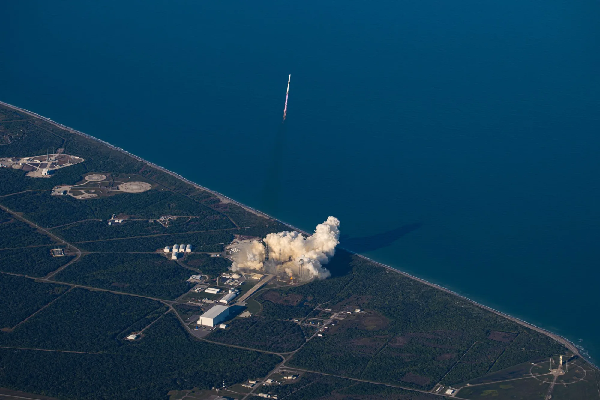 despegue New Glenn Blue Origin NG-2