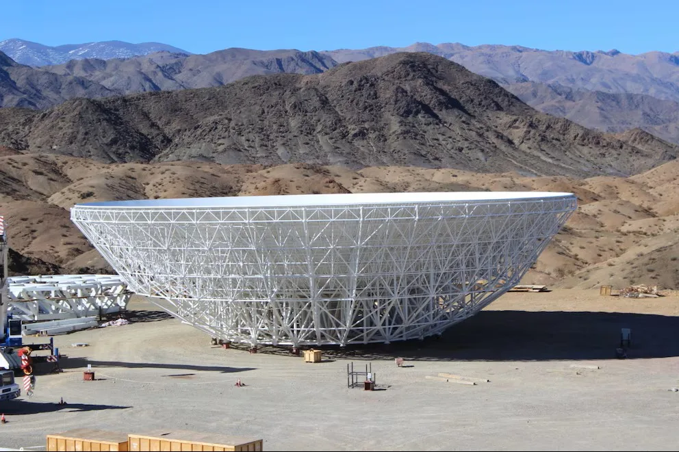 La antena de observación china que iba a instalarse en El Leoncito, San Juan.