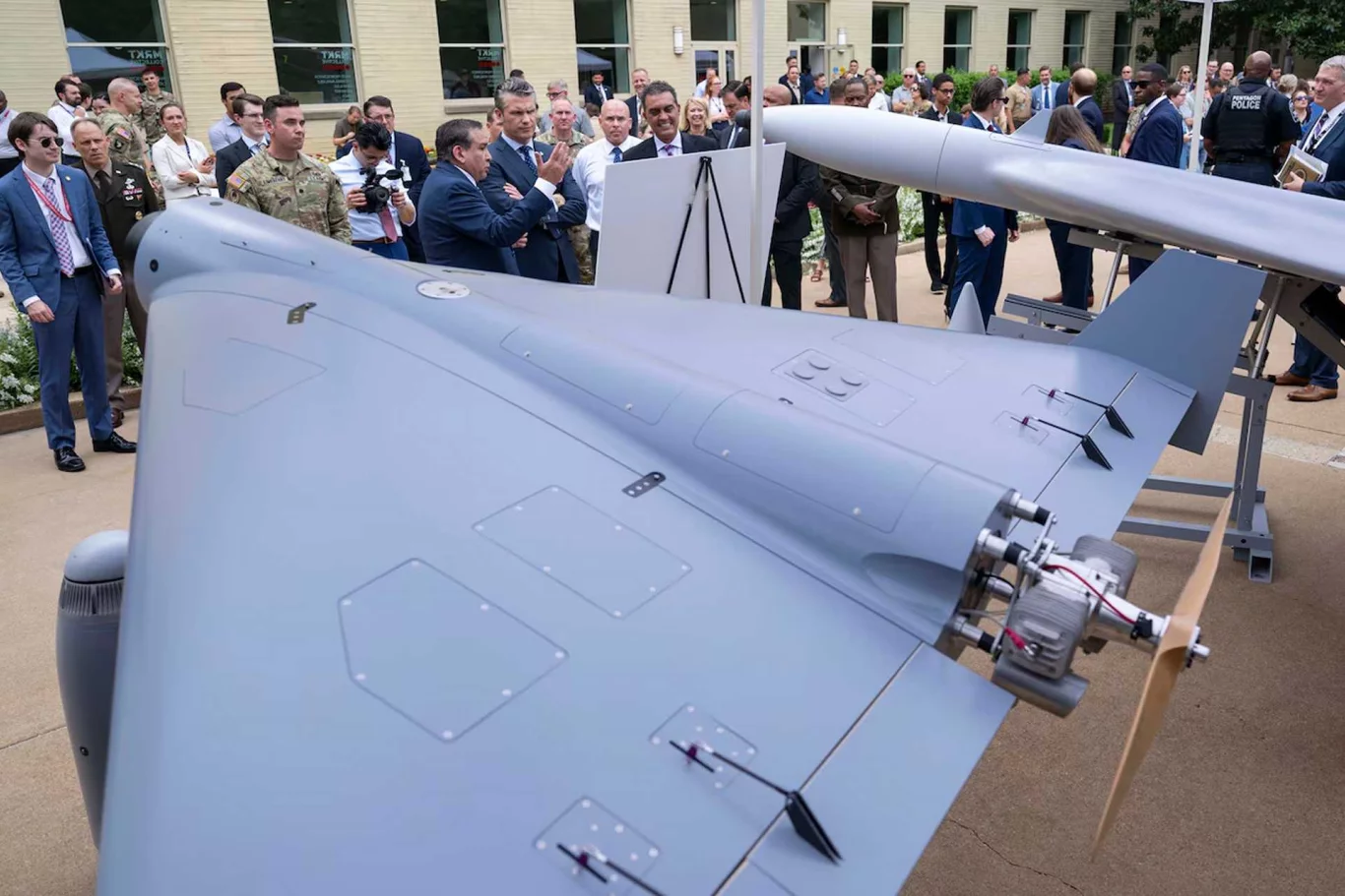 LUCAS (Low-Cost Unmanned Combat Aerial System), dron kamikaze.
