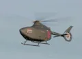 El nuevo helicóptero autónomo de la Real Armada británica hace historia con su primer vuelo.