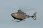 El nuevo helicóptero autónomo de la Real Armada británica hace historia con su primer vuelo.