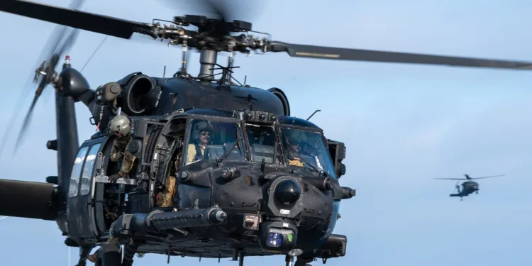 helicóptero MH-60M Black Hawk de operaciones especiales