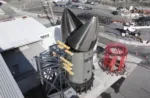 Rocket Lab está realizando pruebas para la calificación de la etapa superior del nuevo cohete Neutron. Esta semana, durante una prueba de presión, el tanque de combustible de la primera etapa del primer vehículo de la serie se rompió y la estructura colapsó.