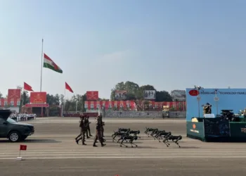 El Ejército de India desarrolla tecnologías autónomas como perros robots que exhibe en desfiles y ensayos militares.