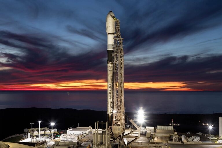 El remolcador espacial Mira se lanzó con éxito a bordo de la misión rideshare Transporter-15 de SpaceX, desde la Base de la Fuerza Espacial Vandenberg.