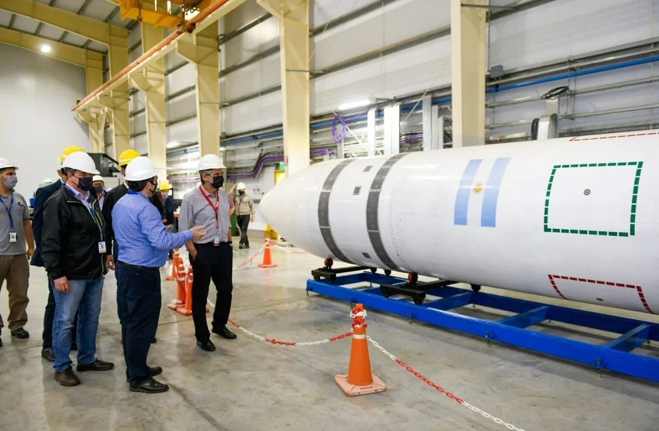 El Ministerio de Innovación, Ciencia y Tecnología, a través de la CONAE, reactivó el proyecto Tronador en 2021. 