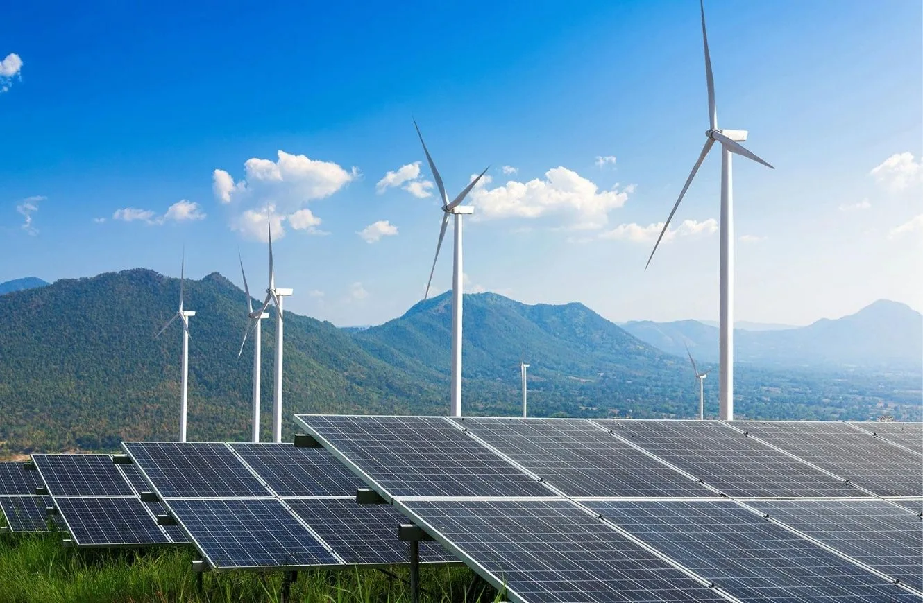 Argentina marcó dos récords históricos, con la mayor de producción histórica de petróleo y el superávit comercial energético jamás registrado.
