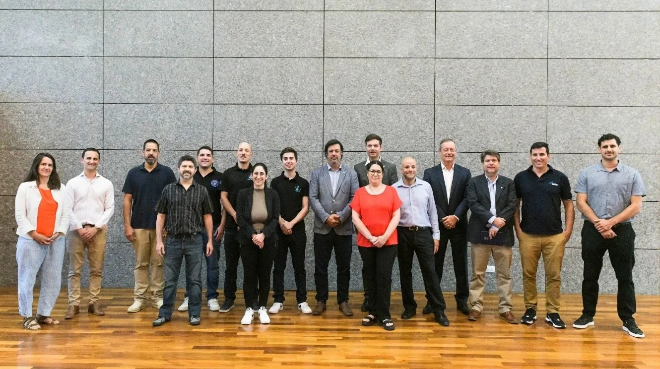 Los principales responsables de Atenea, reunidos junto con Darío Genua, Secretario de Innovación, Ciencia y Tecnología.