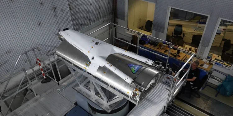 DLR completó ensayos de vibración de las patas de aterrizaje de Callisto, el demostrador europeo de etapa reutilizable que apunta a volar en 2027.