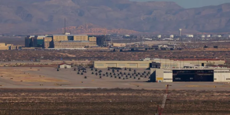 El Ejército de Estados Unidos desplegó esta semana un sistema láser antidrones de alta energía cerca del Aeropuerto Internacional de El Paso, en Texas.