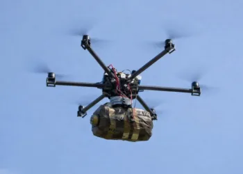 La muerte de El Mencho reaviva la discusión sobre el uso de drones con explosivos en México y Estados Unidos.