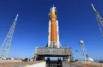 El cohete SLS de la NASA y la nave Orión volverán al VAB tras una falla de helio luego del segundo wet dress rehearsal previo a Artemisa II.
