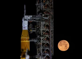NASA avanza con el segundo wet dress rehearsal del SLS para Artemisa II tras corregir fugas de hidrógeno.