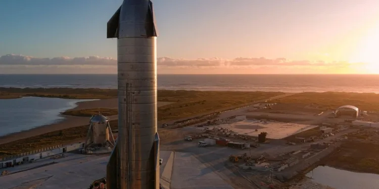 SpaceX apunta a marzo de 2026 para el vuelo 12 de Starship y lo encuadra en el salto a la versión 3.