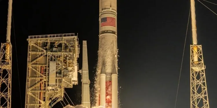 ULA pone a Vulcan en órbita geoestacionaria para la Fuerza Espacial y vuelve a encender alertas por una anomalía en el booster.