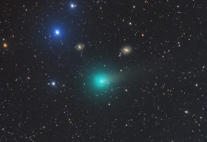 Cometa C/2024 E1 (Wierzchos)