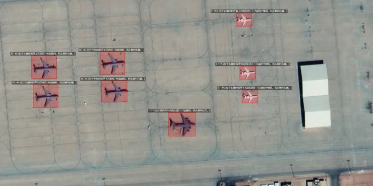 China expone movimientos militares de EE.UU. en Medio Oriente con imágenes satelitales e IA