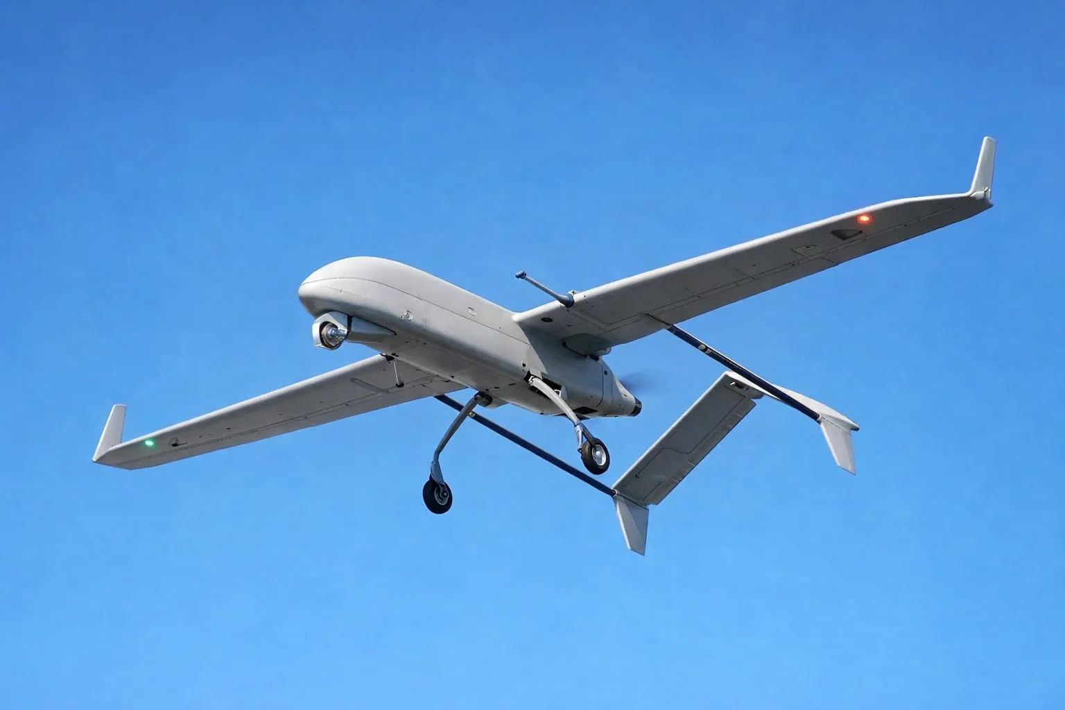 Dron Lyuty con carga explosiva y de largo alcance, que Ucrania emplea para atacar depósitos, refinerías y bases de Rusia.