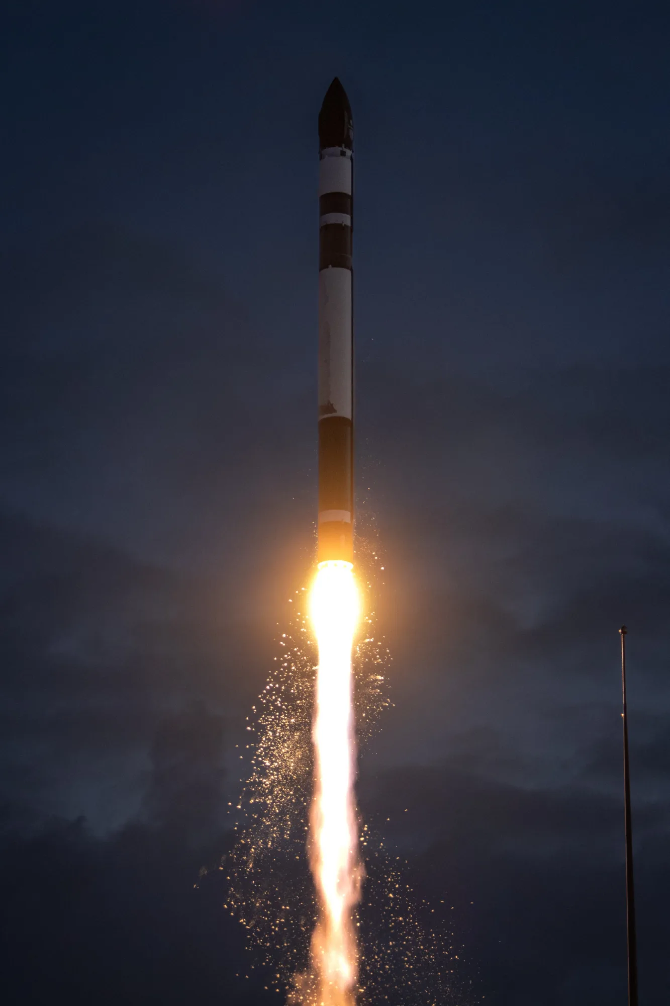 El lanzamiento de los satélites de Celeste se realizó desde Nueva Zelanda a bordo de un cohete Electron de Rocket Lab.