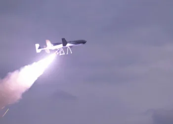 Estados Unidos estrenó su sistema de bajo costo LUCAS, un dron kamikaze operado por el CENTCOM.