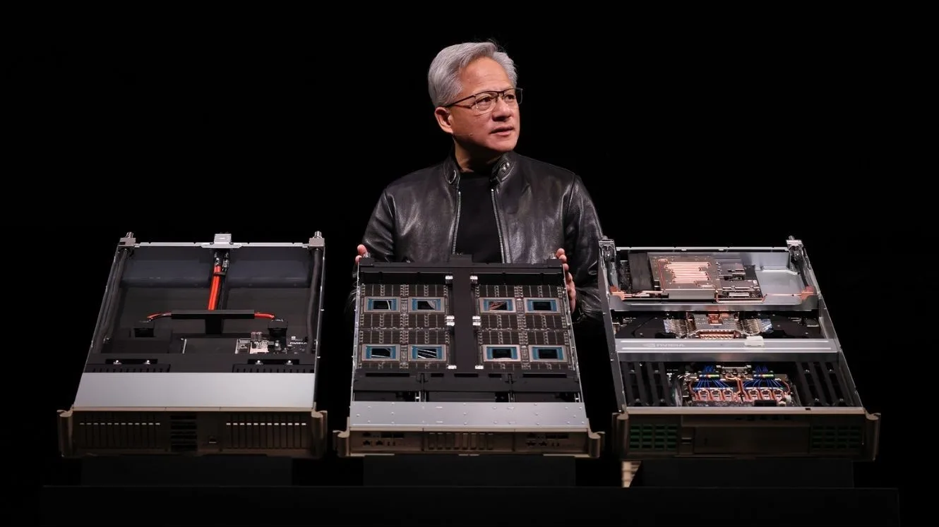 Jensen Huang, CEO de Nvidia, con la nueva arquitectura Vera Rubin de la compañía.