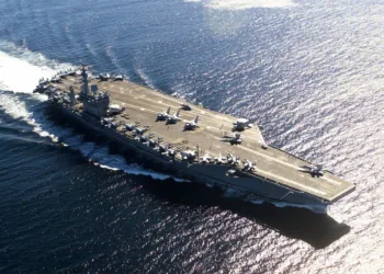 Tras 50 años en servicio, EE.UU. retirará al portaaviones USS Nimitz y puede utilizar sus reactores para alimentar centros de datos de IA.