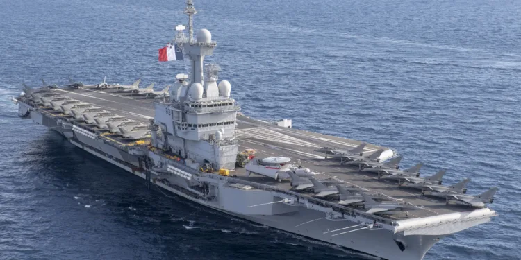 El Charles de Gaulle es el único portaaviones de Francia y el único de propulsión nuclear fuera de la flota de Estados Unidos.