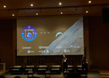 Evento lanzamiento de Artemis II que llevó el satelite argentino ATENEA. Crédito: Antonella Romano