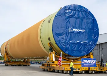 A 10 días del regreso de Artemisa II, Boeing traslada una sección del nuevo cohete SLS de Artemisa III al Centro Espacial Kennedy.