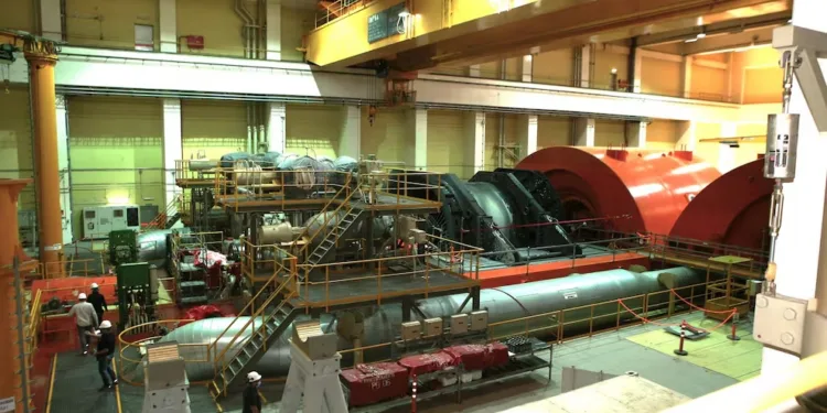 Nucleoeléctrica avanza con la parada de la central nuclear Atucha II para realizar tareas de mantenimiento.