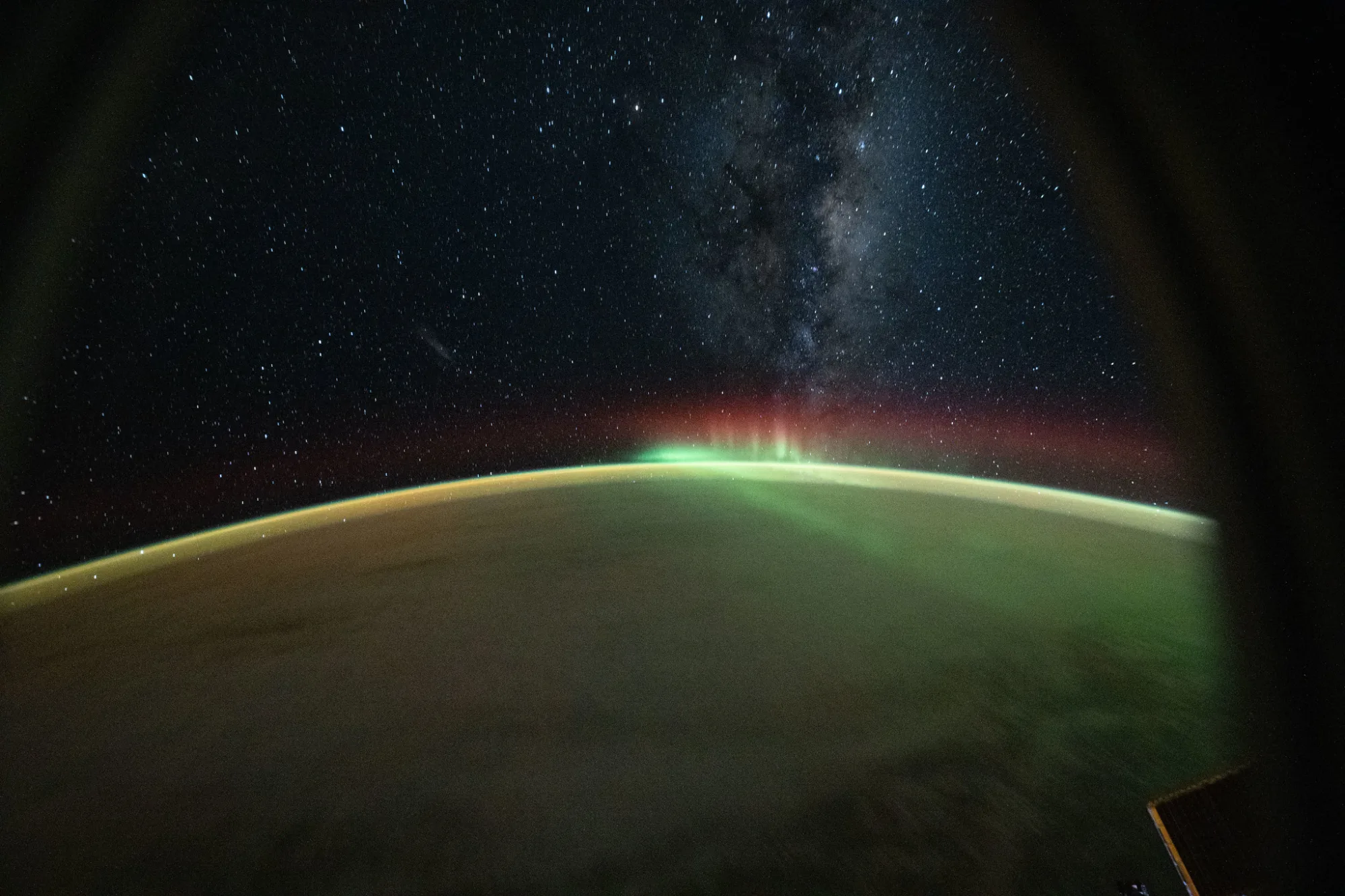 Así se ven las auroras boreales desde la Estación Espacial Internacional (ISS).