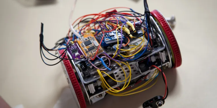 Imagen ilustrativa de un CanSat, como el que desarrolla el equipo de UNLP CDR para la competencia.