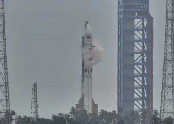 China completa pruebas de carga de combustible del Long March 10B.