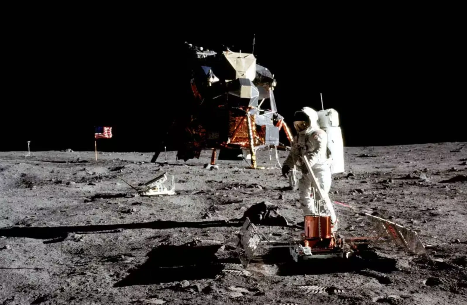 En total, Estados Unidos pisó la Luna seis veces, con las misiones Apolo 11, 12, 14, 15, 16 y 17.