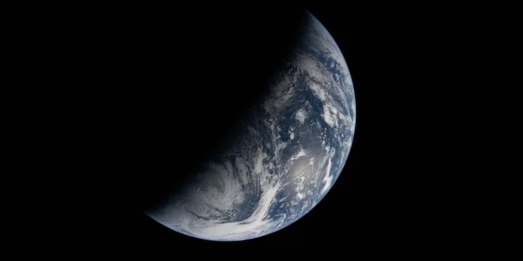 El planeta Tierra es mucho más extraño, activo y complejo de lo que parece.