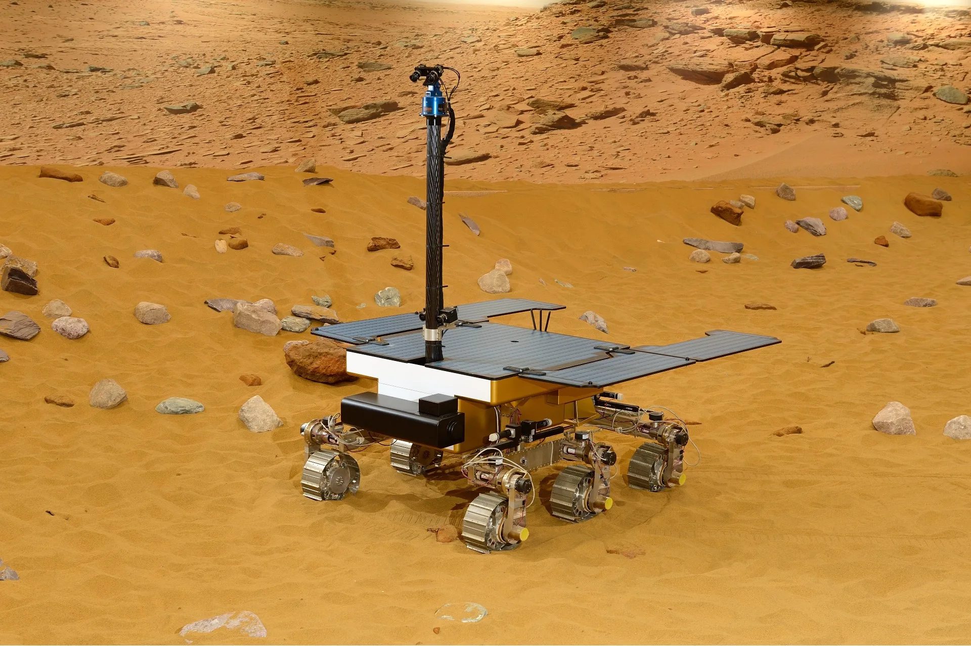 Modelo de ingeniería del rover Rosalind Franklin de la Agencia Espacial Europea (ESA).