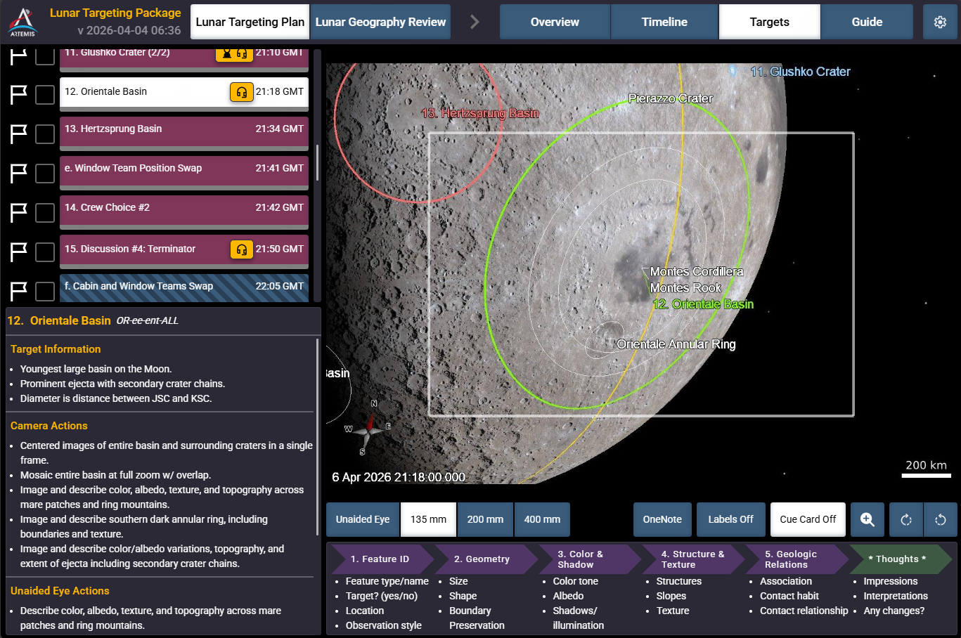 Aplicación que la tripulación de Artemisa II ve en sus PCD y los guía en la ejecución del plan de observación científica lunar. Este software personalizado fue desarrollado por el Equipo de Observaciones Lunares de la Tripulación, un subgrupo del equipo científico lunar de Artemisa II. En esta captura de pantalla se puede ver la cuenca Orientale, el objetivo número 12, y a su izquierda, el objetivo número 13, la cuenca Hertzsprung.