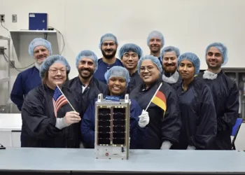 Alemania agradeció el apoyo de las estaciones terrenas argentinas a su CubeSat durante la misión Artemisa II.