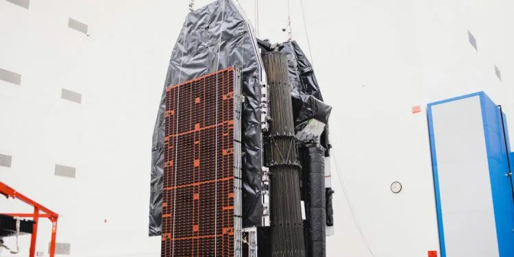 Plataforma de alta potencia 702MP+ diseñada por Boeing. Usada para integrar los sistemas de Viasat. Crédito: Boeing. Falcon Heavy ViaSat